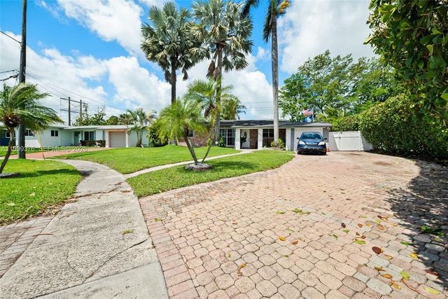 911 SW 51st Ave, Plantation, FL 33317