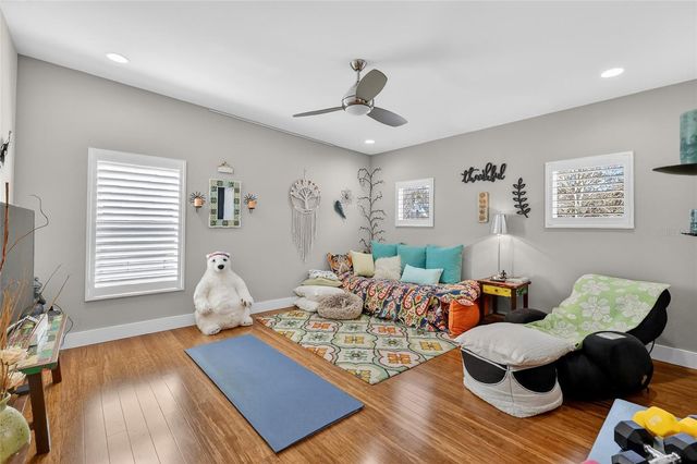 1535 SUNSET CIRCLE, Mount Dora, FL 32757