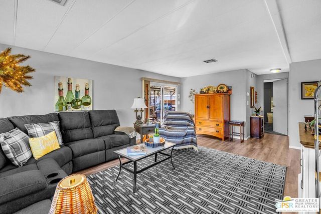 7 Lincoln, Cathedral City, CA 92234