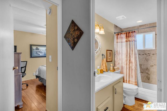 7 Lincoln, Cathedral City, CA 92234