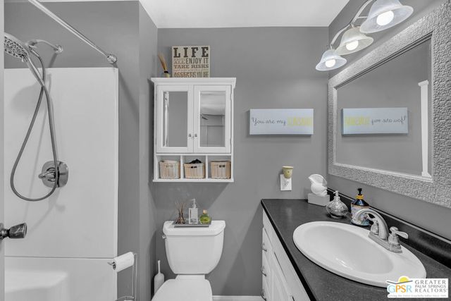 7 Lincoln, Cathedral City, CA 92234