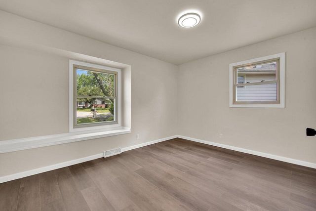 2905 Lake Vista COURT, Racine, WI 53402