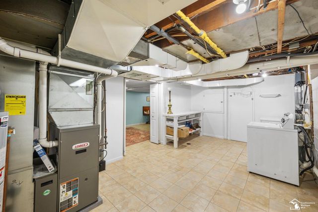 1540 Davis Street, Wyandotte, MI 48192