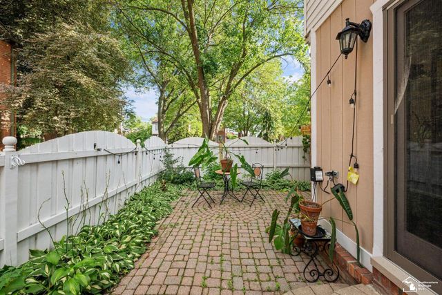 1540 Davis Street, Wyandotte, MI 48192
