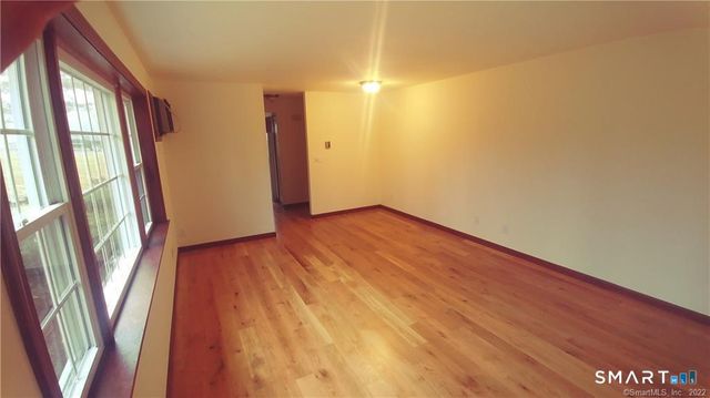 1 Old Farms Lane 1, New Milford, CT 06776