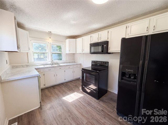990 Old Linn Road, China Grove, NC 28023