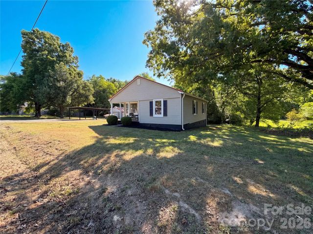 990 Old Linn Road, China Grove, NC 28023