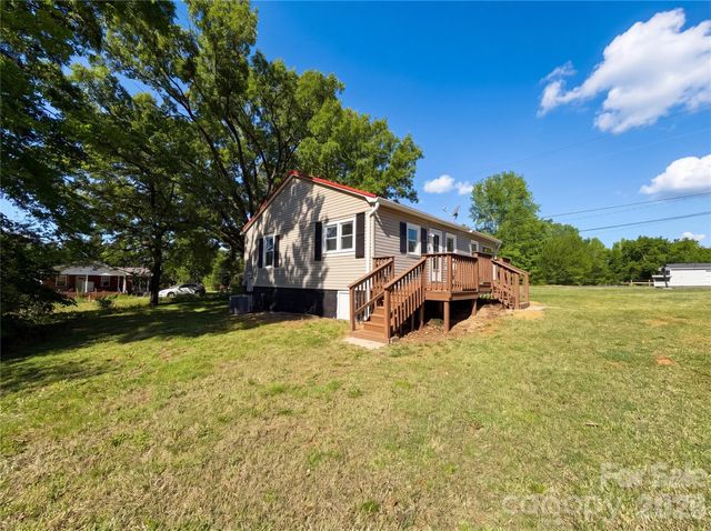 990 Old Linn Road, China Grove, NC 28023