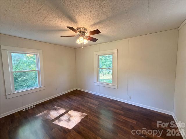 990 Old Linn Road, China Grove, NC 28023