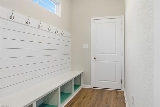 203 Westonia RD, Chesapeake, VA 23323