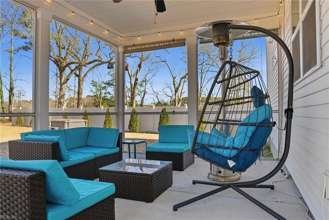 203 Westonia RD, Chesapeake, VA 23323