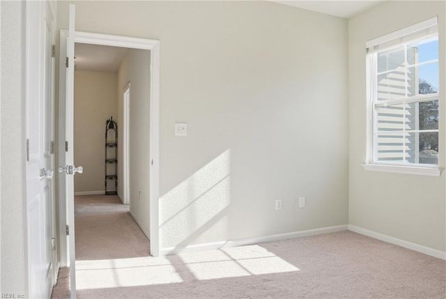 203 Westonia RD, Chesapeake, VA 23323