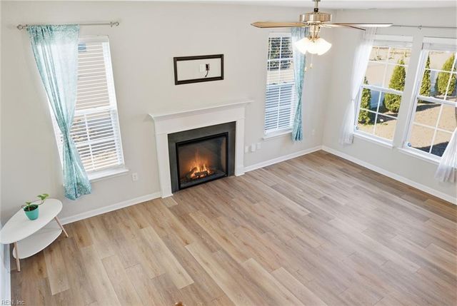 203 Westonia RD, Chesapeake, VA 23323