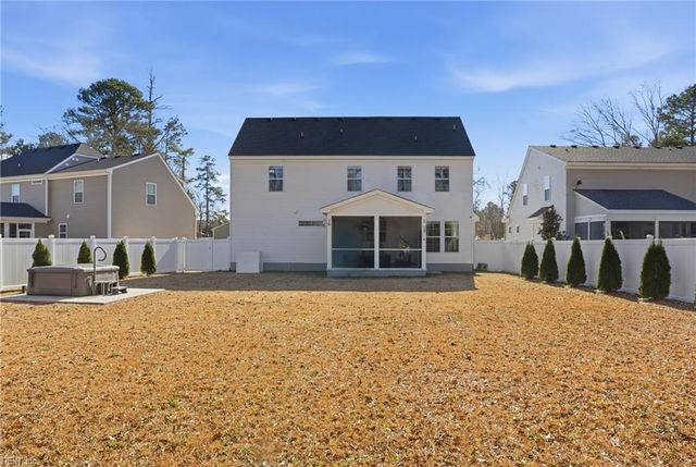 203 Westonia RD, Chesapeake, VA 23323