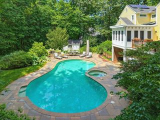 53 Spring Rd, Concord, MA 01742