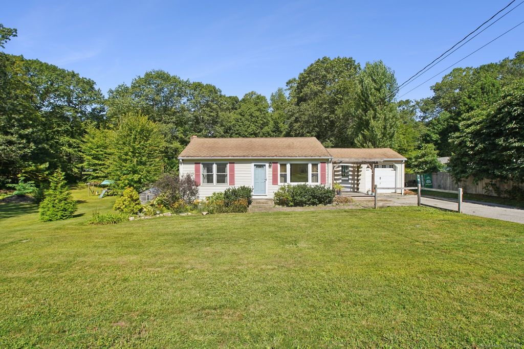 423 Lebanon Avenue, Colchester, CT 06415