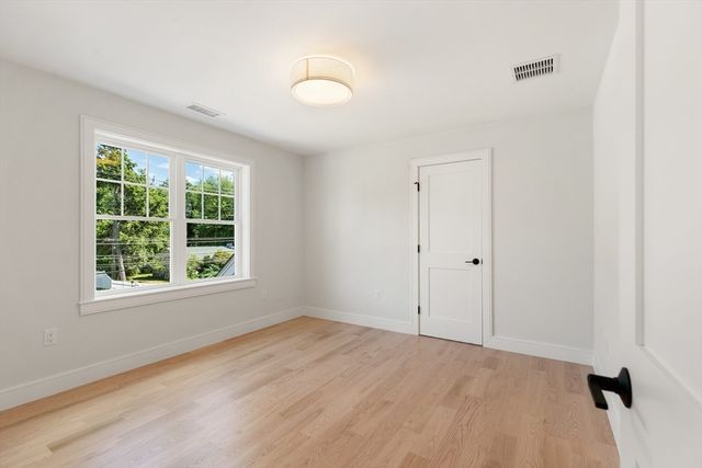 144 Maple Street, Lexington, MA 02420
