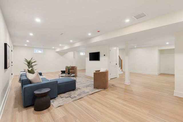 144 Maple Street, Lexington, MA 02420