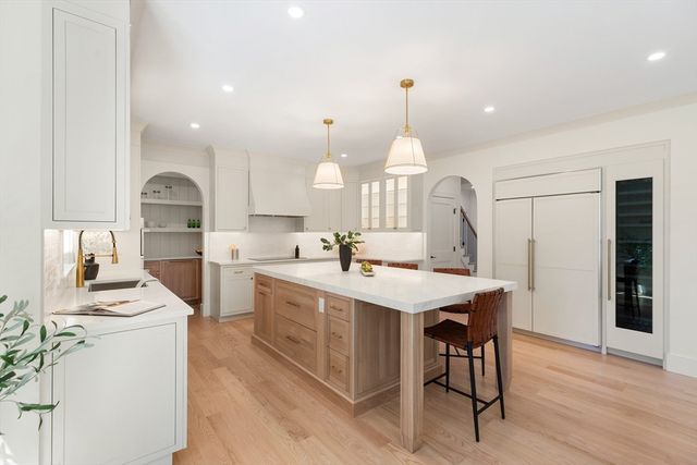 144 Maple Street, Lexington, MA 02420