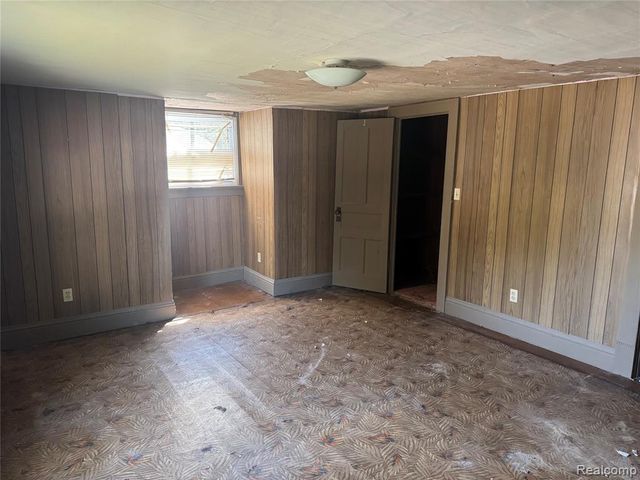 333 Greenly Street, Adrian, MI 49221