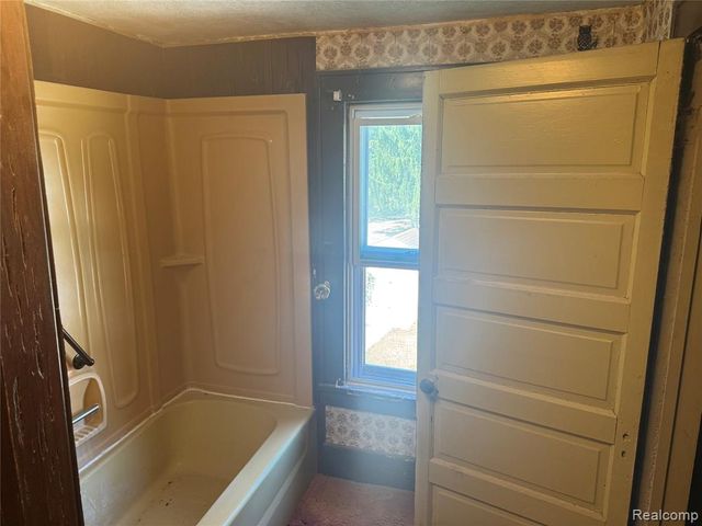 333 Greenly Street, Adrian, MI 49221