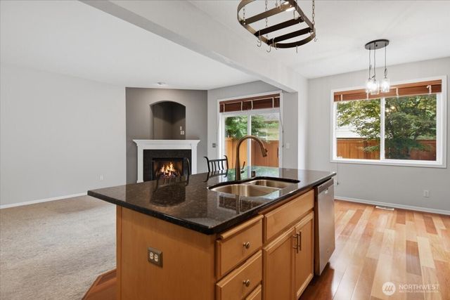 12331 NE 92nd Street, Kirkland, WA 98033