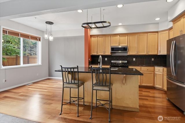 12331 NE 92nd Street, Kirkland, WA 98033