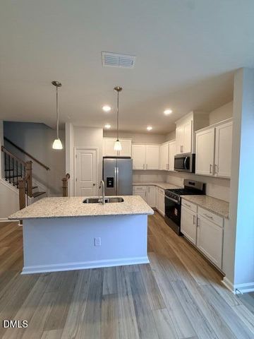 222 Broomside Avenue, Raleigh, NC 27603