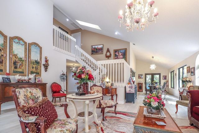 8259 155th Place N, Palm Beach Gardens, FL 33418