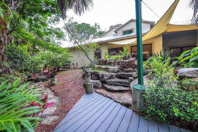 8259 155th Place N, Palm Beach Gardens, FL 33418