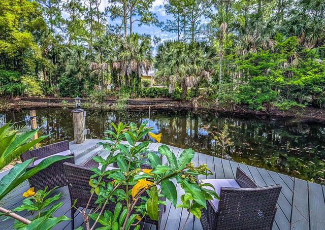 8259 155th Place N, Palm Beach Gardens, FL 33418