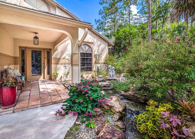 8259 155th Place N, Palm Beach Gardens, FL 33418
