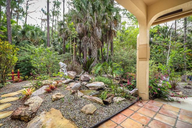 8259 155th Place N, Palm Beach Gardens, FL 33418
