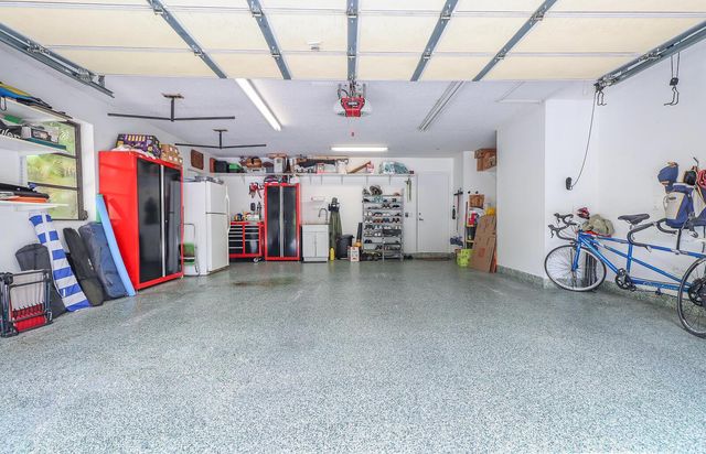 8259 155th Place N, Palm Beach Gardens, FL 33418