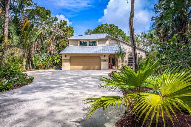 8259 155th Place N, Palm Beach Gardens, FL 33418