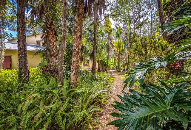 8259 155th Place N, Palm Beach Gardens, FL 33418