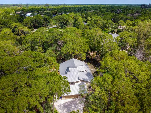 8259 155th Place N, Palm Beach Gardens, FL 33418