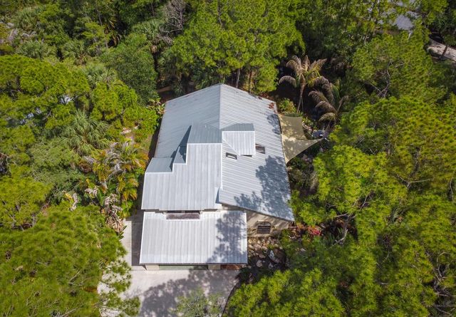 8259 155th Place N, Palm Beach Gardens, FL 33418