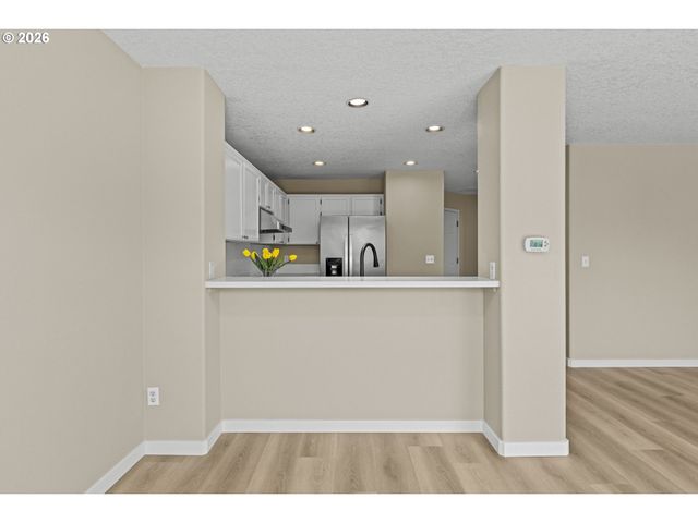 15356 Nw SWEETGALE Ln, Portland, OR 97229