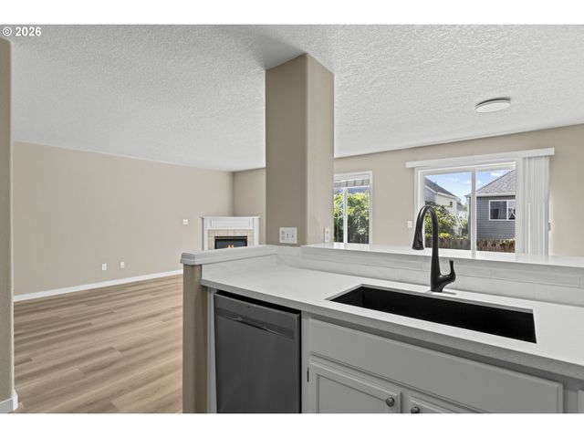 15356 Nw SWEETGALE Ln, Portland, OR 97229