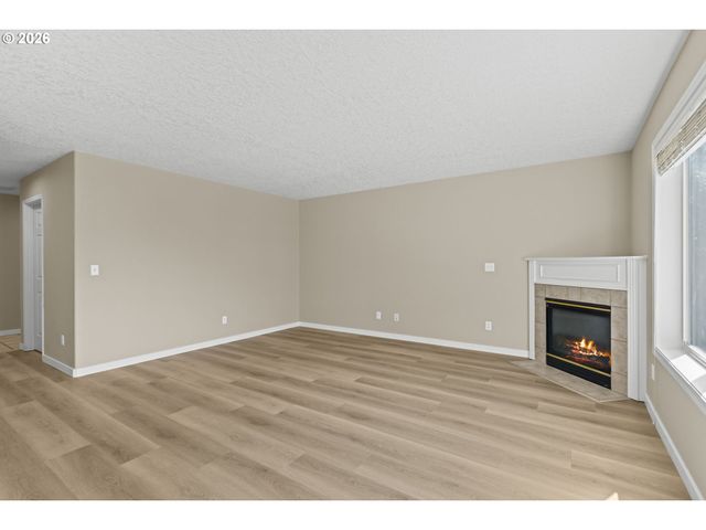 15356 Nw SWEETGALE Ln, Portland, OR 97229