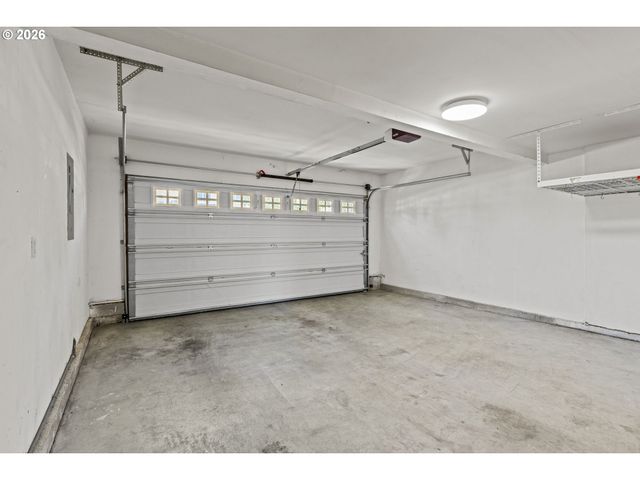 15356 Nw SWEETGALE Ln, Portland, OR 97229