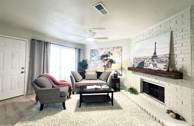 9434 Olde Village Court, Dallas, TX 75227