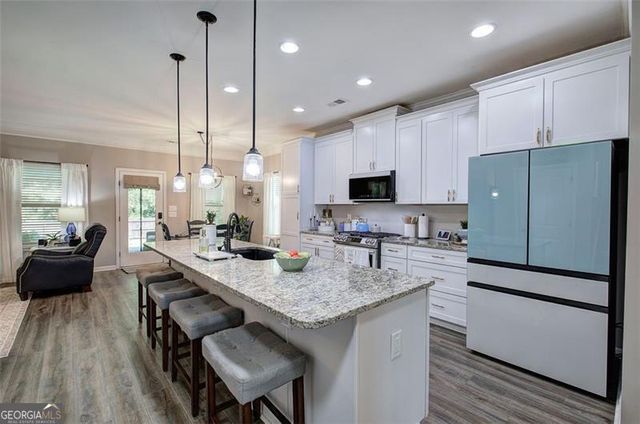 166 Stonewood Creek Court, Dallas, GA 30132