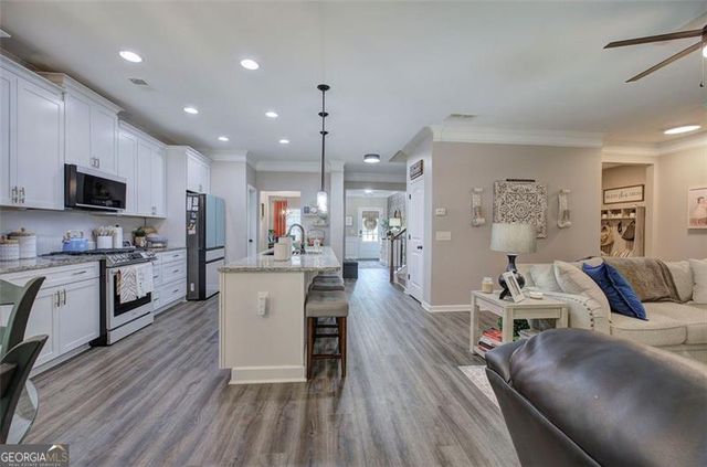 166 Stonewood Creek Court, Dallas, GA 30132