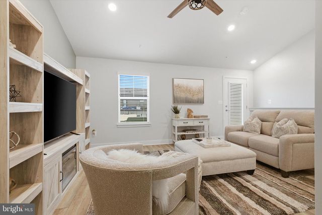 514 LEVANNA LN, Glen Burnie, MD 21060