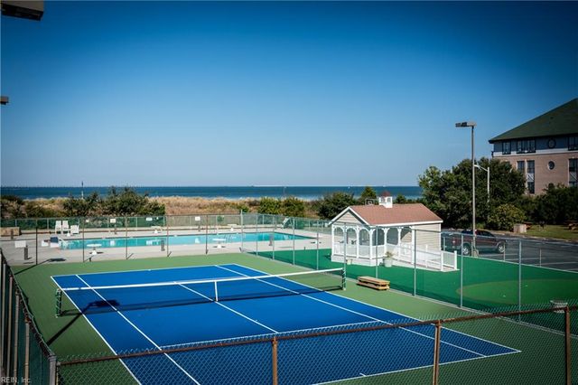 3288 Page Ave Apt 911, Virginia Beach, VA 23451