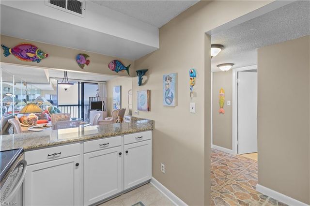 3288 Page Ave Apt 911, Virginia Beach, VA 23451