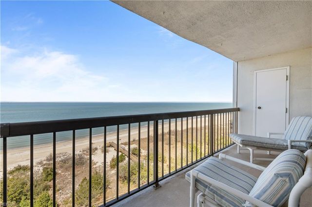 3288 Page Ave Apt 911, Virginia Beach, VA 23451