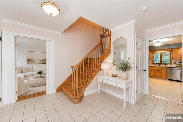 133 Oweno Road, Mahwah, NJ 07430